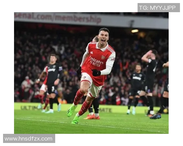 马丁内利的崛起之路：从青涩小将到球队核心的华丽转身