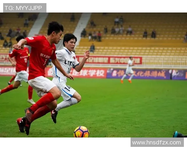 恒大淘宝对阵巴萨的精彩较量揭示中西足球文化的碰撞与融合